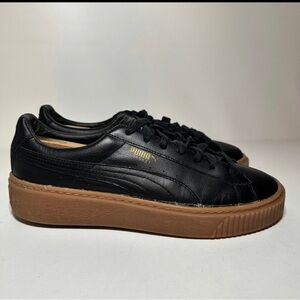Puma Basket Platform Core Shoes Black leather Womens size 9.5  (02 Box 1)